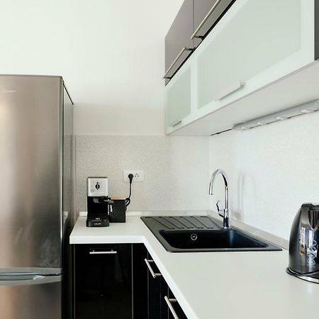 New Luxury Apartment Nives On Seaside Split Exterior photo