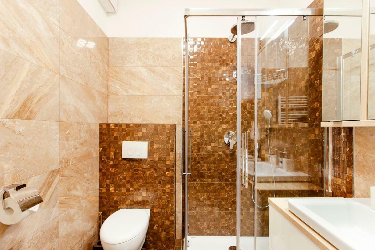 New Luxury Apartment Nives On Seaside Split Exterior photo