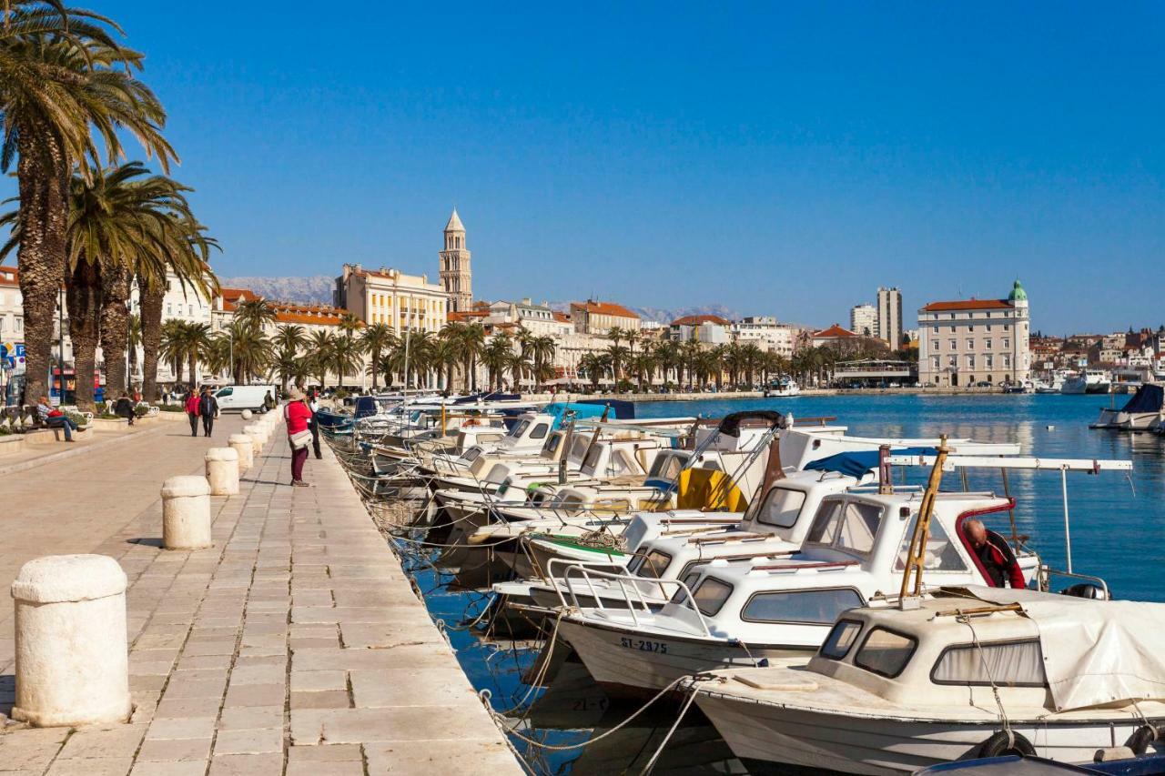 New Luxury Apartment Nives On Seaside Split Exterior photo